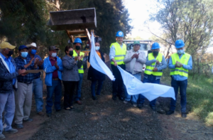 Lee más sobre el artículo Inicia rehabilitación de caminos saca-cosechas en el ejido de Atotonilquillo