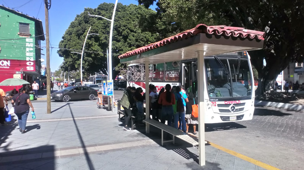 En este momento estás viendo Reubican parada de autobús