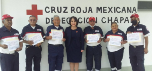 Lee más sobre el artículo Reconocen a socorristas veteranos de Cruz Roja Chapala