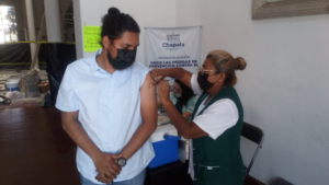 Lee más sobre el artículo Inicia IMSS Chapala la vacunación contra Covid-19 para rezagados