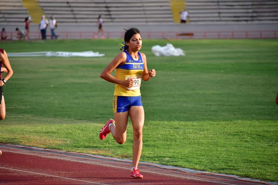 En este momento estás viendo Atleta de Chapala rompe su propio record en los Juegos Nacionales CONADE 2022