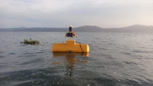 Lee más sobre el artículo Instalan boya de alta tecnología en el Lago de Chapala