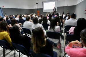 Lee más sobre el artículo Ante desafíos en la atención del cáncer de mama capacitan a personal del OPD Servicios de Salud Jalisco