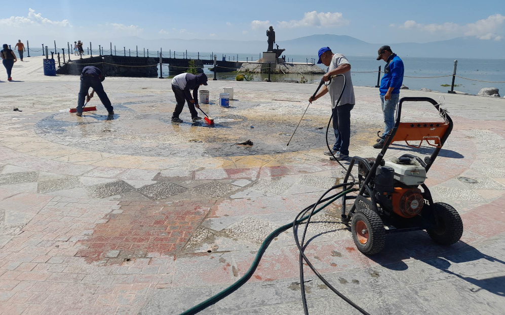 En este momento estás viendo A la mitad, la rehabilitación de la fuente danzarina de Jesús Pescador