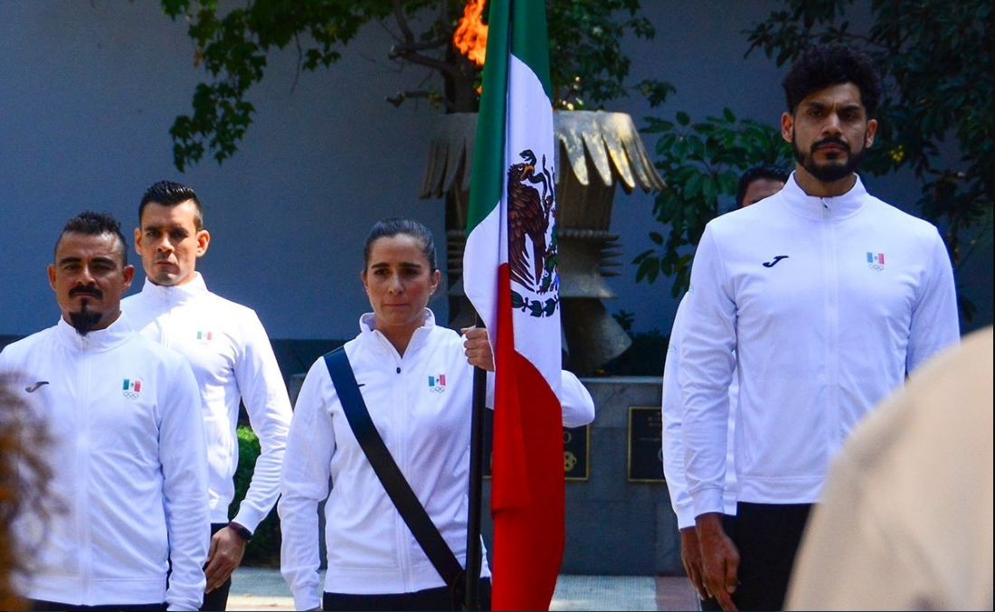 En este momento estás viendo Abanderan a velerista de Chapala para los I Juegos Centroamericanos y del Caribe Mar y Plata 2022