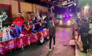 Lee más sobre el artículo Hoy, la caravana Navidad Sonrisa Naranja recorrerá las calles de Ajijic, San Antonio y Riberas del Pilar
