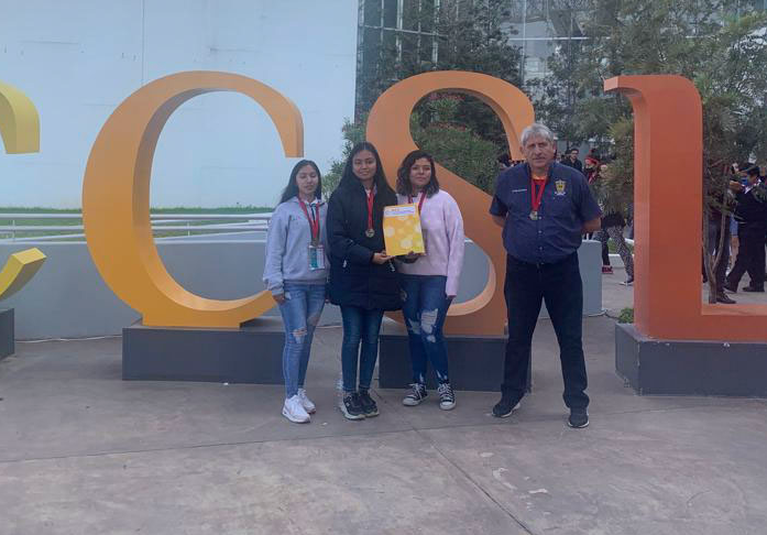 En este momento estás viendo Ganan estudiantes de Preparatoria de Jocotepec su pase a Rusia para presentar proyectos de ciencias