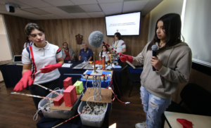 Lee más sobre el artículo Estudiantes de Jocotepec presentarán proyectos de ciencia en competencias internacionales