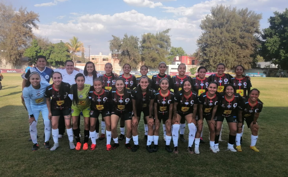 En este momento estás viendo Selección femenil de Chapala derrota a Valle de Juárez y se mantiene invicta