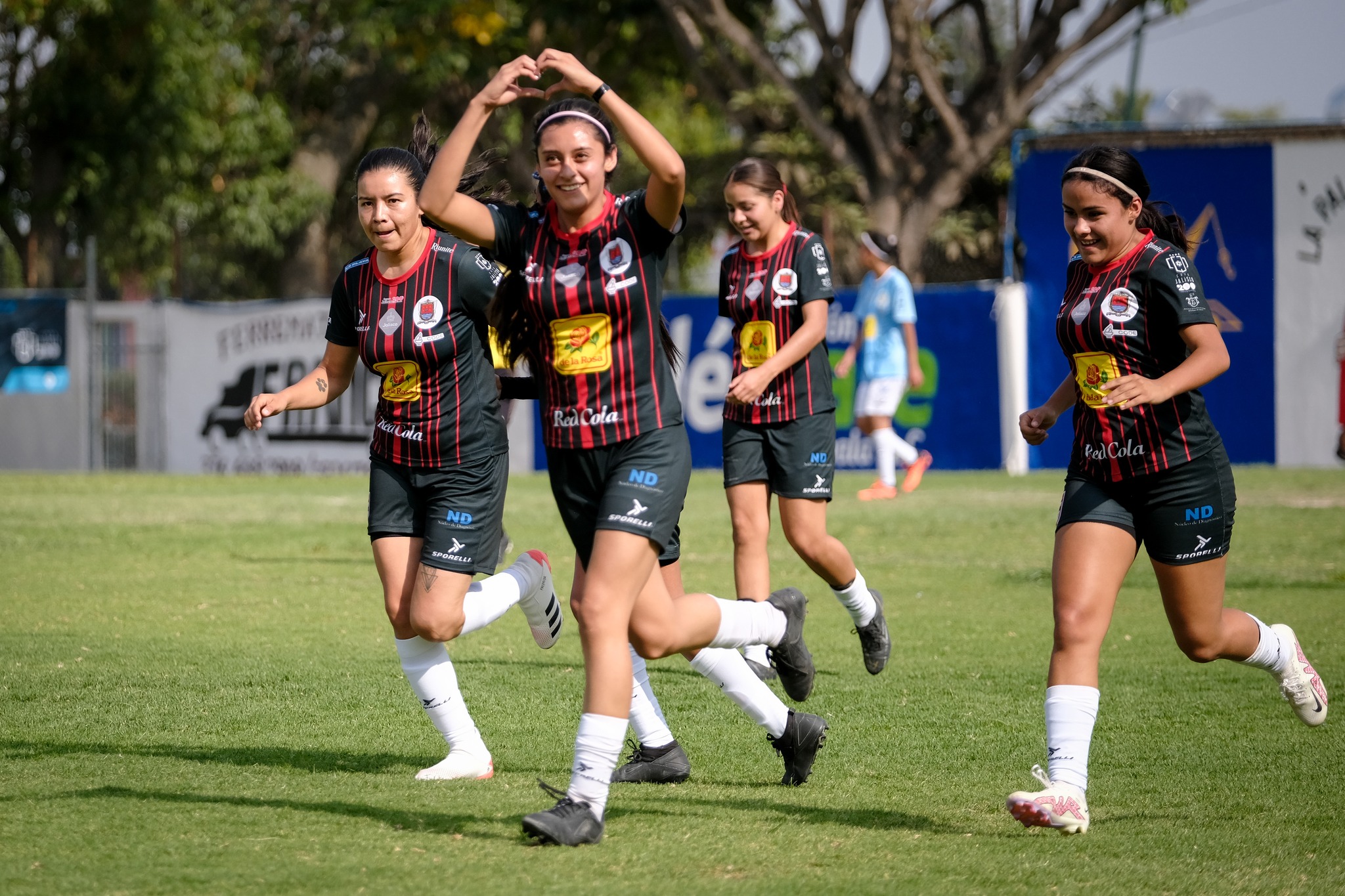 En este momento estás viendo Selección femenil de Chapala goleó sin piedad a Jocotepec