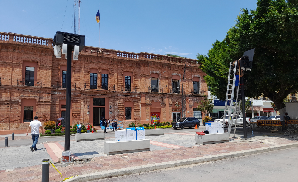 Lee más sobre el artículo Video mapping pintará de colores el Palacio Municipal de Chapala