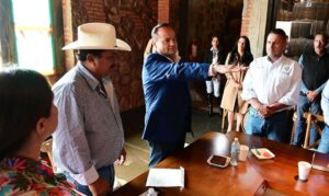Lee más sobre el artículo Alcalde de Chapala asume presidencia de AIPROMADES