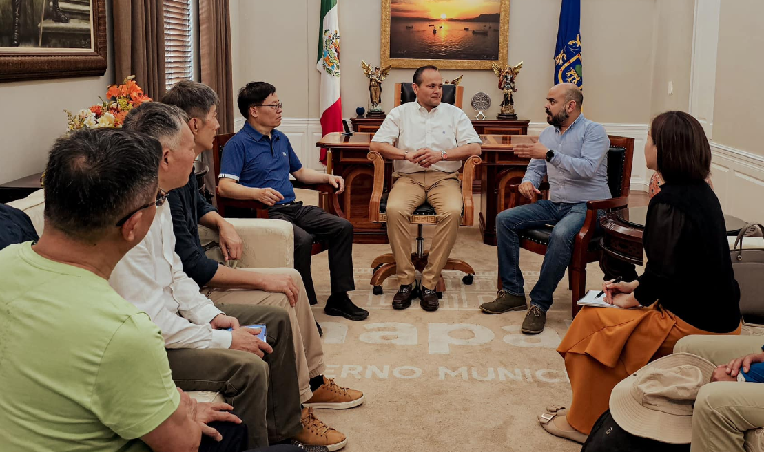 En este momento estás viendo Alcalde de Chapala se reúne con funcionarios de Shangai, China