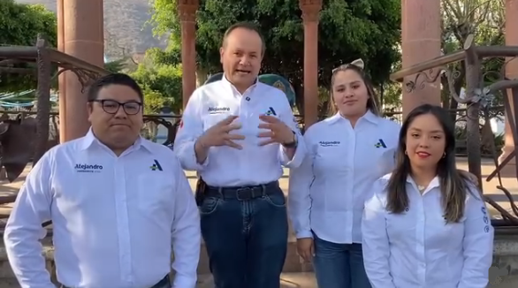 En este momento estás viendo Se compromete Alejandro Aguirre con una preparatoria para Ajijic