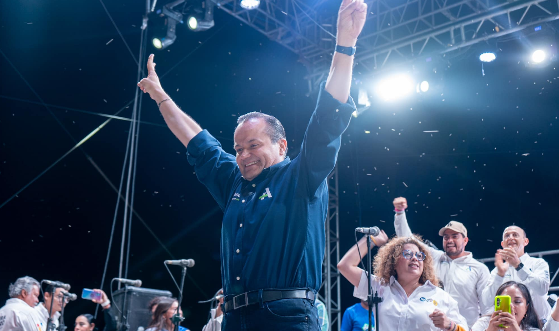 En este momento estás viendo Hace historia: Alejandro Aguirre gana la reelección como alcalde de Chapala