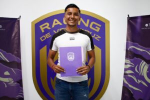 Lee más sobre el artículo Llega Marco Ibarra como refuerzo al Racing de Veracruz