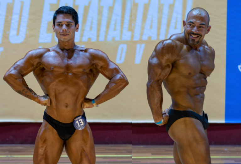 En este momento estás viendo Físicoculturistas de Chapala obtienen primeros lugares en el Campeonato Estatal Selectivo