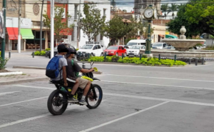 Lee más sobre el artículo En Chapala, motociclista ignoran el uso del casco