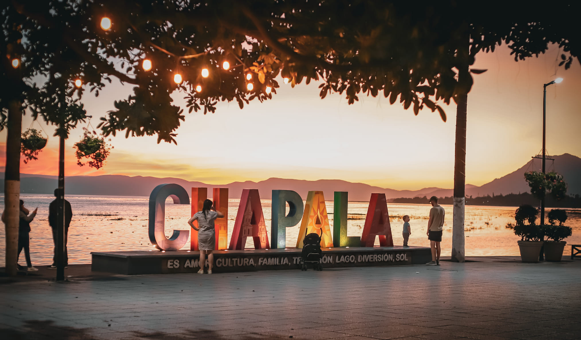 En este momento estás viendo Concursa Chapala en los Premios Mágicos por Excelencias 2025