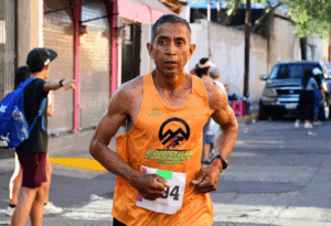 Lee más sobre el artículo Alberto Arrayga gana en Las Crucitas con segundos de diferencia