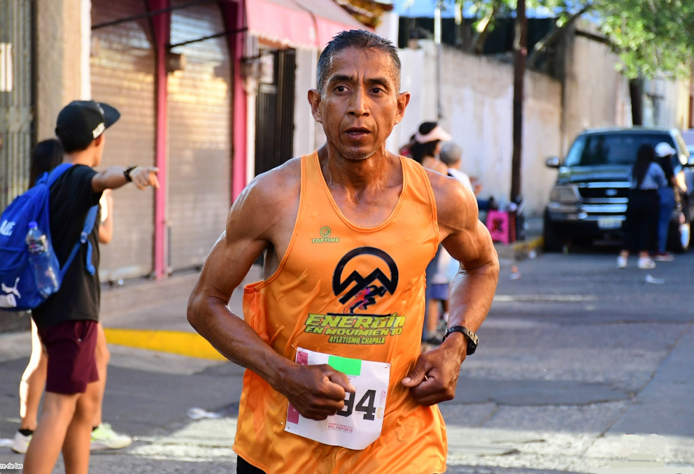 En este momento estás viendo Alberto Arrayga gana en Las Crucitas con segundos de diferencia