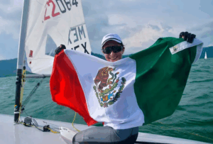 Lee más sobre el artículo Elena Oetling ya está en China para el Campeonato Mundial de ILCA 6