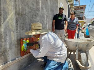 Lee más sobre el artículo Inicia instalación del mural de las Tonas y los Alebrijes en San Antonio Tlayacapan