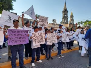 Lee más sobre el artículo Piden sindicatos de Chapala que se firmen las condiciones generales de trabajo este mes