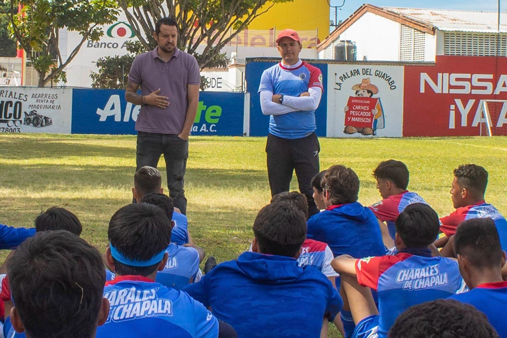 En este momento estás viendo Charales de Chapala ratifica a Érick Gutiérrez como DT