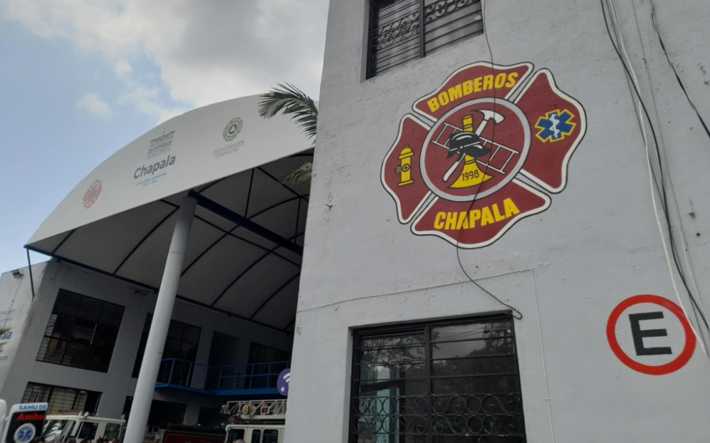 En este momento estás viendo Chapala adquirirá otro camión para Protección Civil y Bomberos