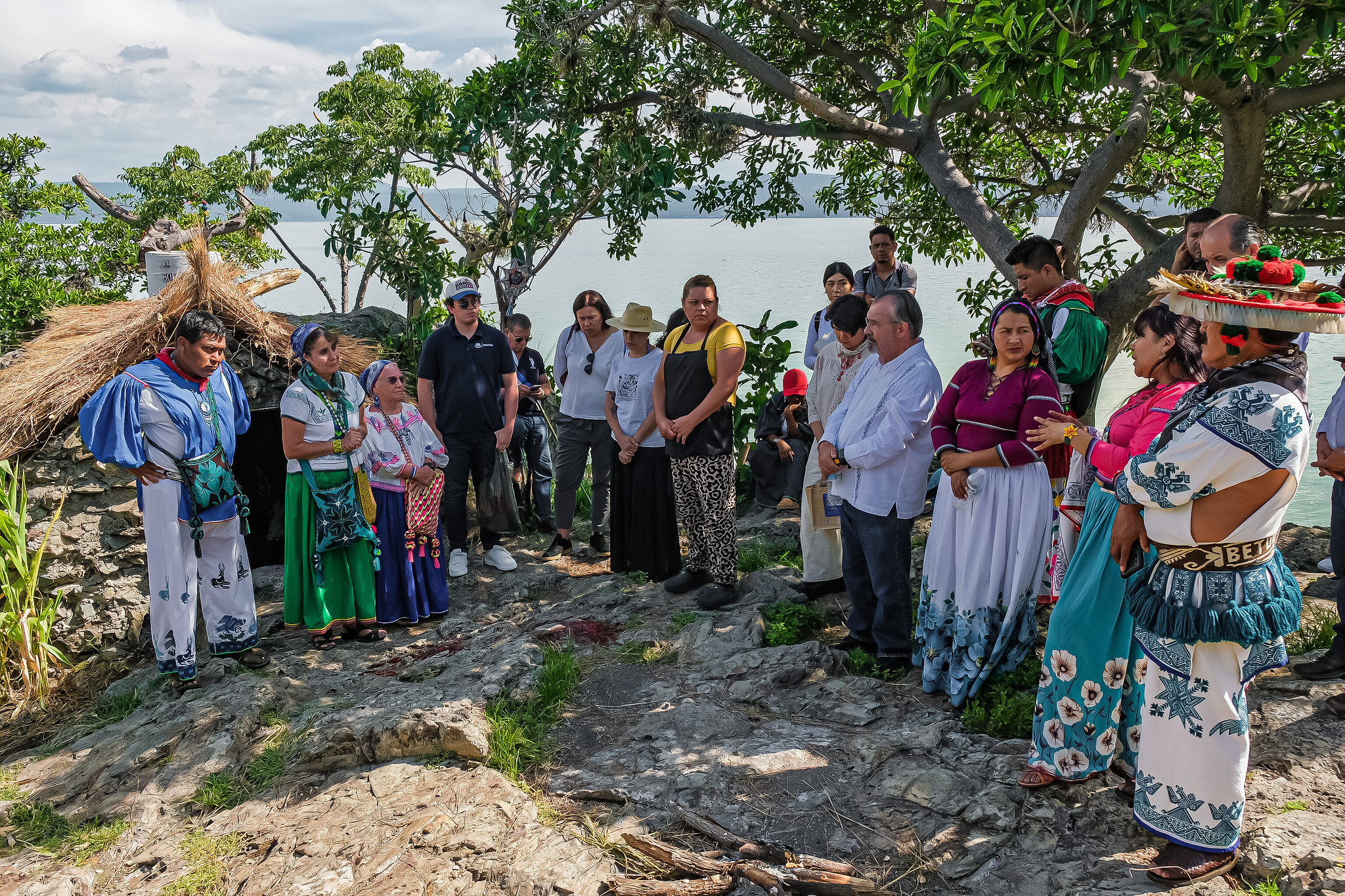 Lee más sobre el artículo Pueblo Wixárica pide respeto al lugar sagrado de la Isla de los Alacranes