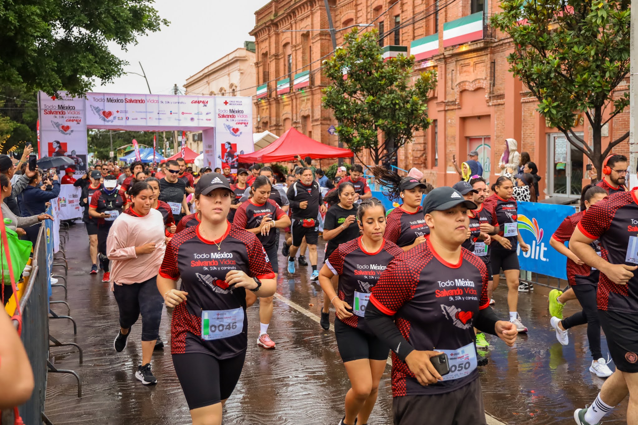 En este momento estás viendo Exitosa participación en la carrera “Todo México Salvando Vidas” de la Cruz Roja en Chapala