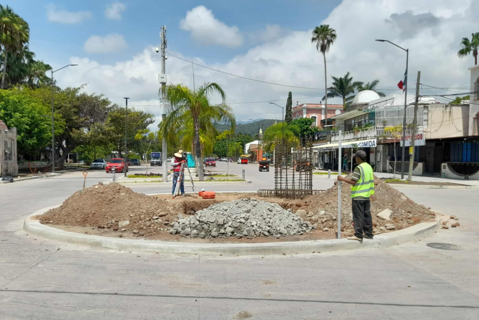 En este momento estás viendo Escultura de Pepe Guízar estará en la glorieta del Paseo Ramón Corona