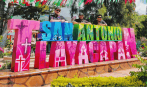 Lee más sobre el artículo Renovadas, las letras monumentales de San Antonio Tlayacapan