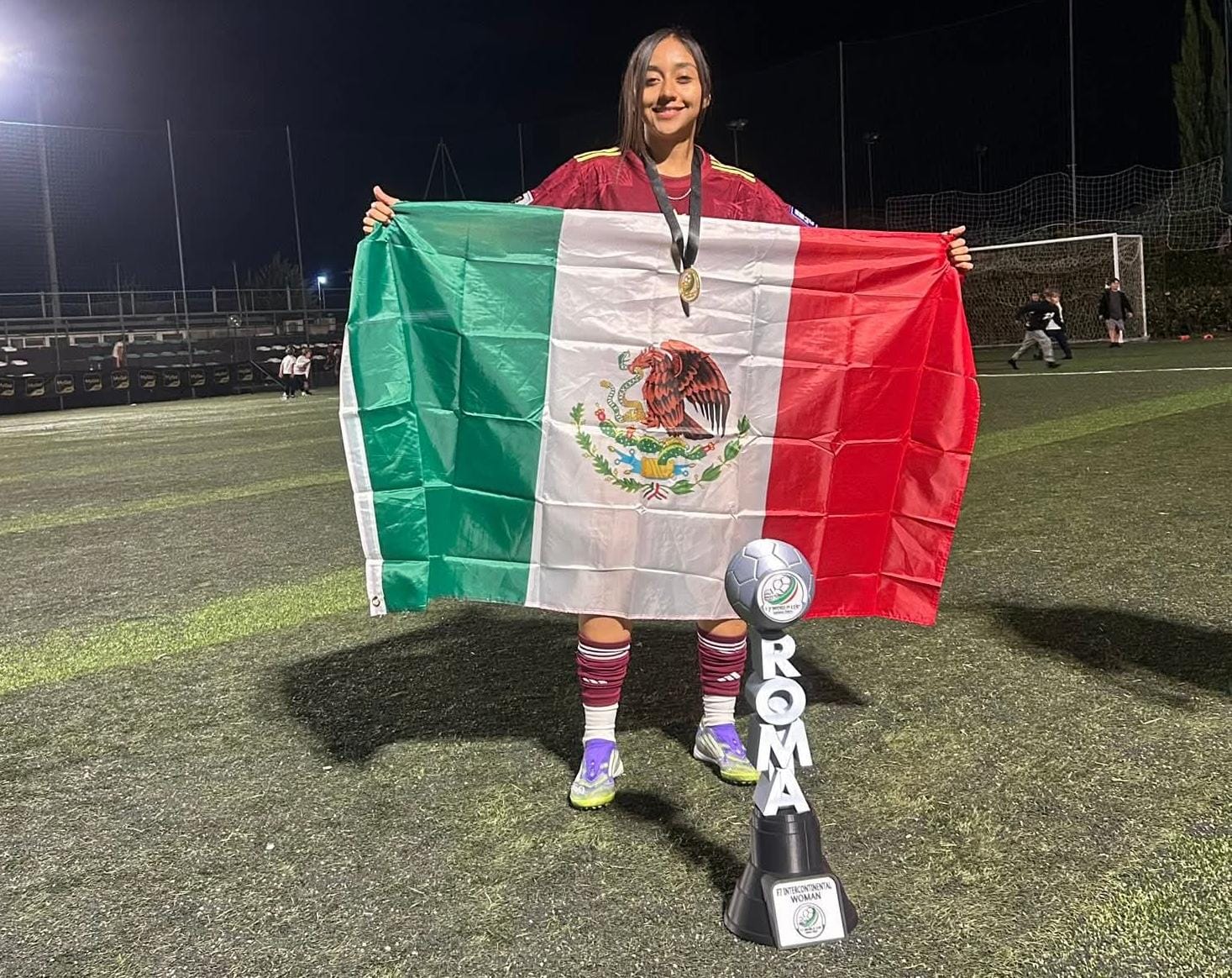 Lee más sobre el artículo Futbolista de Chapala logra bicampeonato en Roma