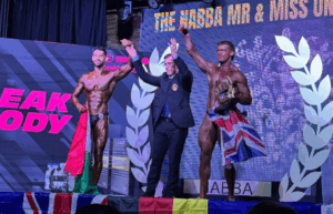 Lee más sobre el artículo Israel Villaseñor, de Jocotepec, entre los mejores del Mr. Universo 2025 en Inglaterra