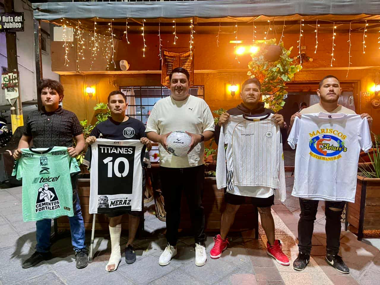 En este momento estás viendo Semifinales listas en el futbol de playa de Chapala