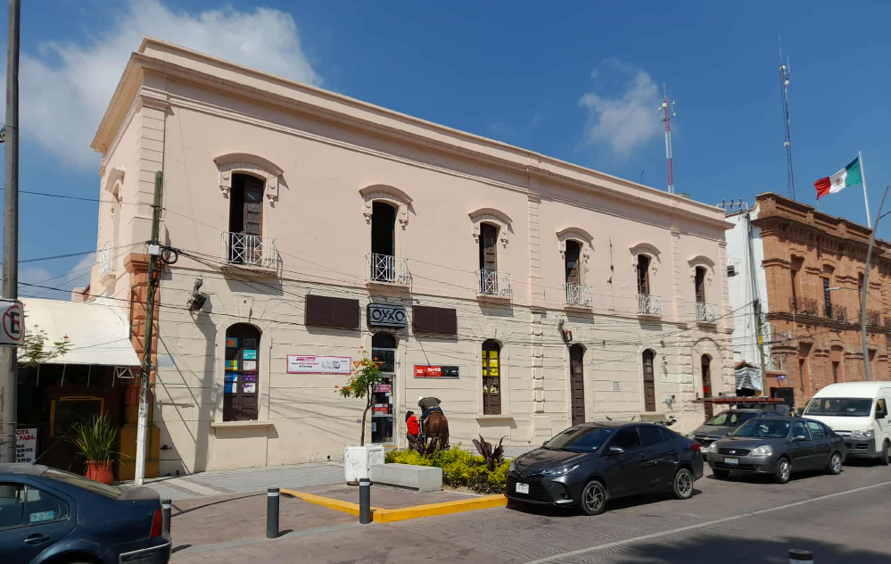 Lee más sobre el artículo Rentan Hotel Arzapalo para oficinas municipales de Chapala
