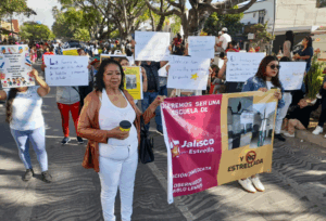 Lee más sobre el artículo Piden la reparación “urgente” de escuela de Chapala