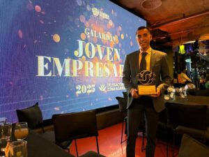 Lee más sobre el artículo CANACO premia a Iván Gutiérrez como el Joven Empresario del Año