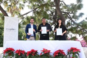Lee más sobre el artículo Alcalde Ixtlahuacán de los Membrillos participa en firma de la adenda IMEPLAN-Barcelona