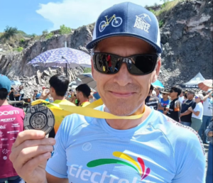 Lee más sobre el artículo Ciclista de Ajijic se corona en el Campeonato LIJACIM 2025