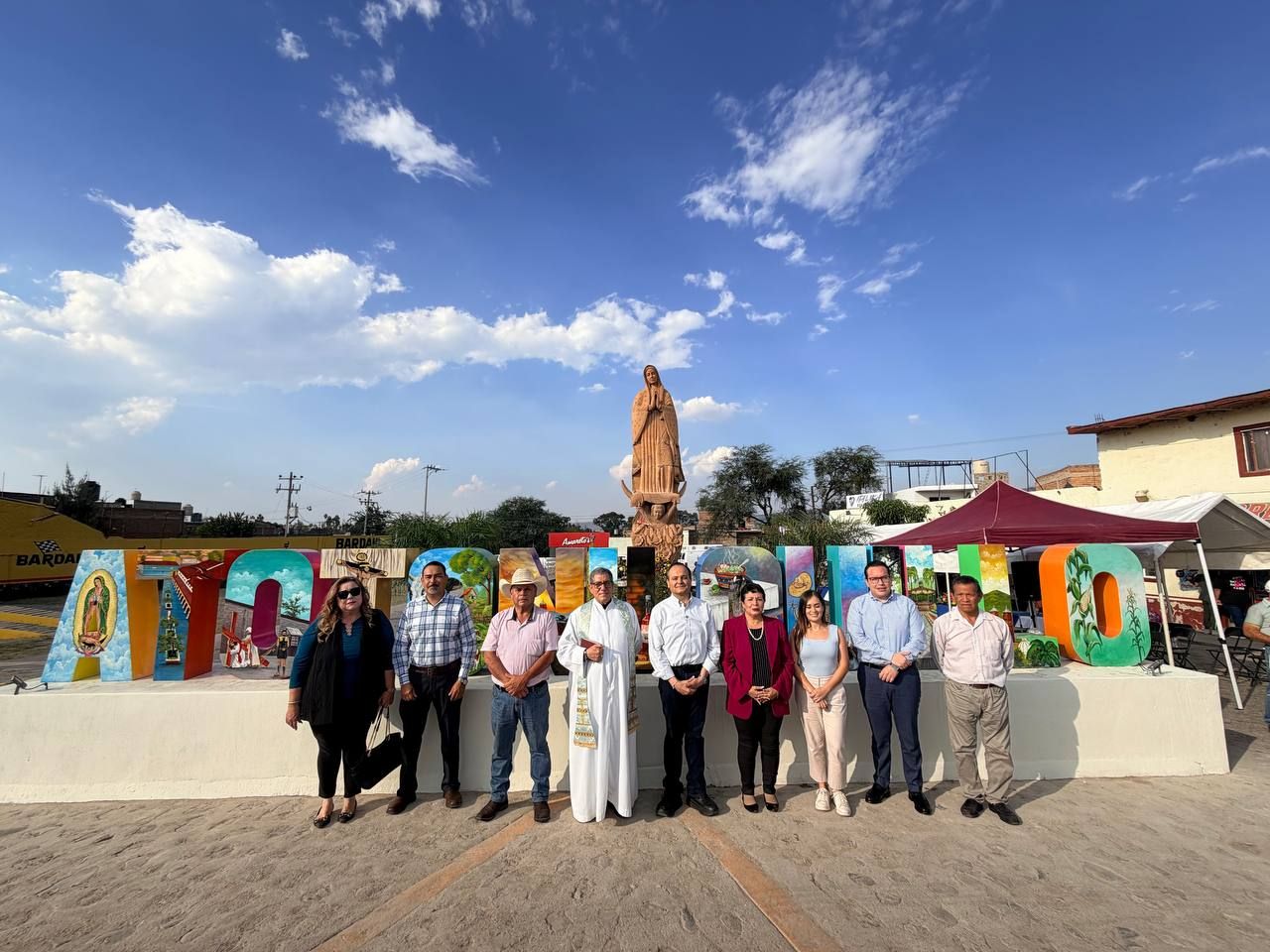 Lee más sobre el artículo Inauguran letras monumentales en Atotonilquillo