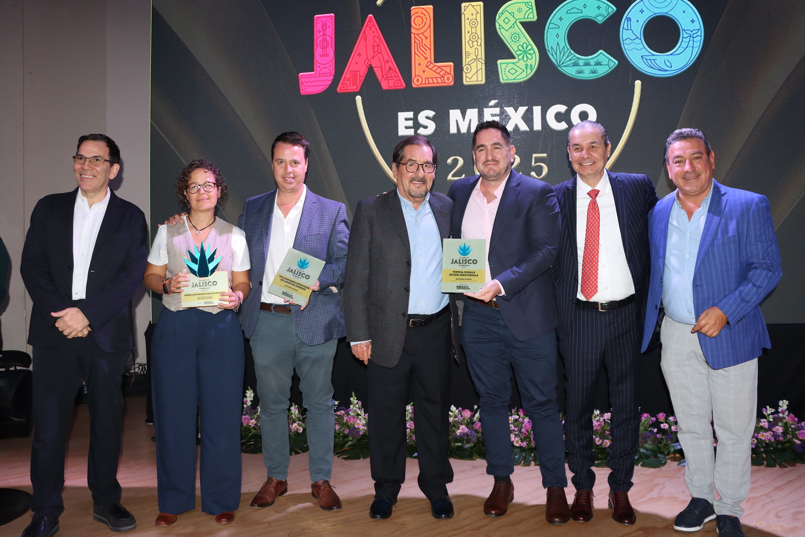 Lee más sobre el artículo Reconocen a Termal Cosalá con premio “Lo Mejor de Jalisco 2025”