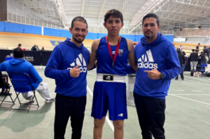 Lee más sobre el artículo Braulio Briseño, de Ixtlahuacán de los Membrillos, se corona campeón estatal de boxeo juvenil