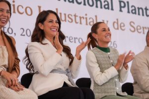 Lee más sobre el artículo El Acueducto Solís no avanzará hasta convencer a la mayoría de Guanajuato: Claudia Sheinbaum