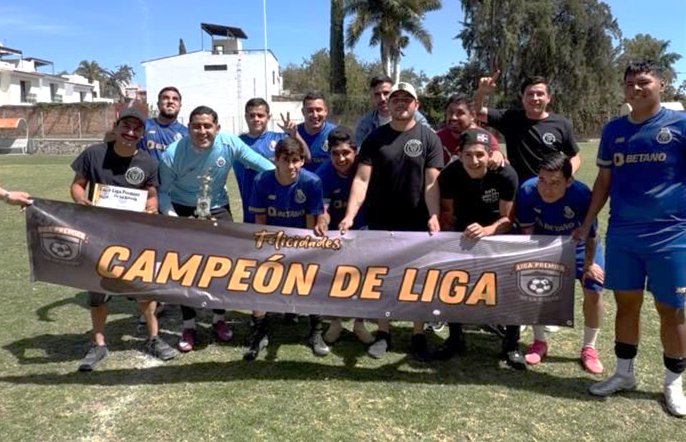En este momento estás viendo Titanes FC se lleva el título de la Liga Premier de la Ribera de Chapala