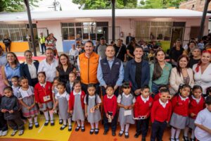 Lee más sobre el artículo Entregan rehabilitación del Jardín de Niños María Montessori en Ajijic con inversión de 7.8 mdp