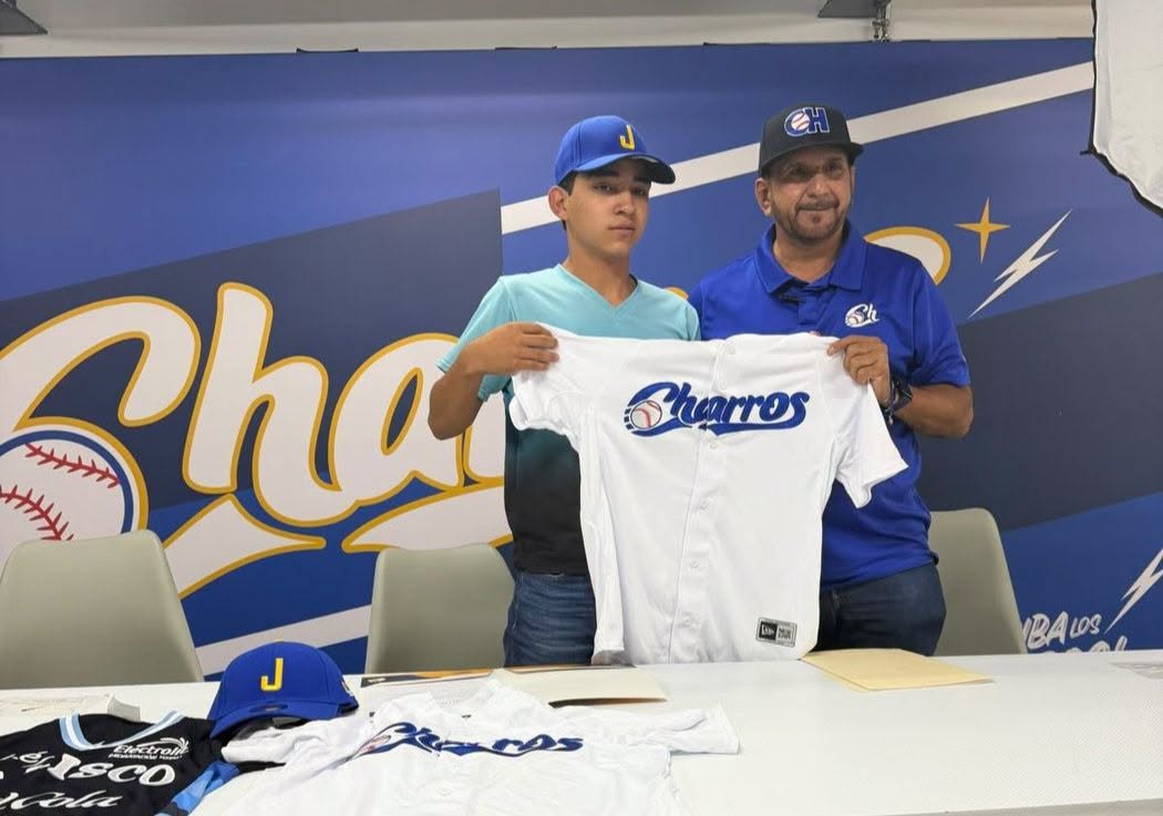 En este momento estás viendo Atequiza celebra la firma de Roberto Gómez con Charros de Jalisco