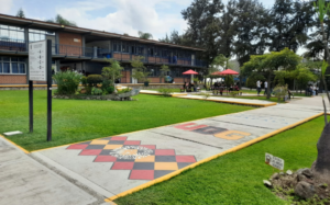 Lee más sobre el artículo Aprueban construcción de nuevo módulo de aulas en la preparatoria de Chapala